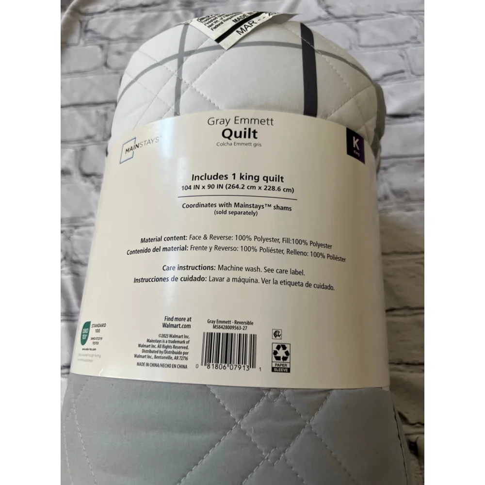 NEW Mainstays King Gray White Reversible Quilt Bedding